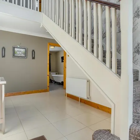 5 Bed In Oc-ii16235 *