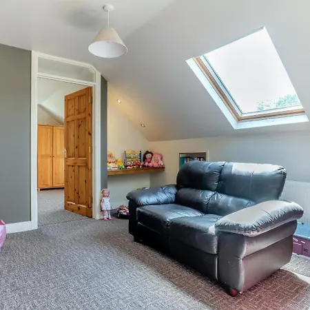 5 Bed In Oc-ii16235 Ferienhaus *