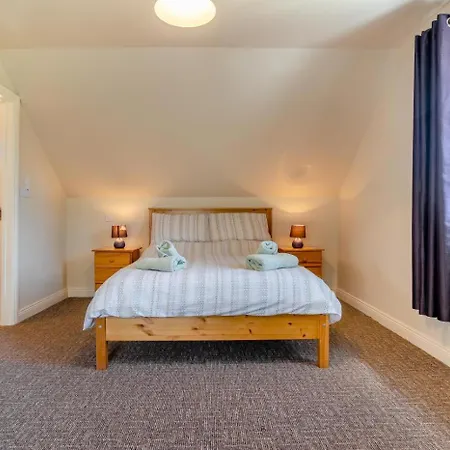 5 Bed In Oc-ii16235 * Oughterard