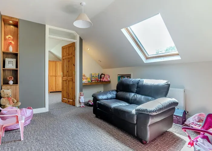 5 Bed In Oc-ii16235